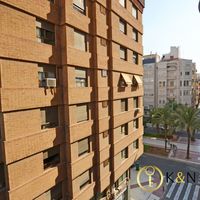 Квартира в большом городе в Испании, Валенсия, Аликанте, 100 кв.м.