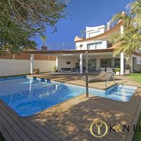 Villa at the seaside in Spain, Comunitat Valenciana, Alicante, 440 sq.m.