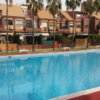 Бунгало в большом городе, у моря в Испании, Валенсия, Аликанте, 180 кв.м.