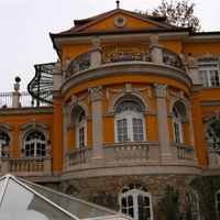 Villa in the big city in Hungary, Budapest, 840 sq.m.
