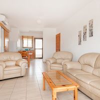 Flat in Republic of Cyprus, Eparchia Pafou, 92 sq.m.