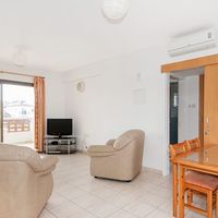Flat in Republic of Cyprus, Eparchia Pafou, 92 sq.m.