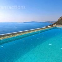 Villa at the seaside in Guyane, 240 sq.m.