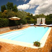 Villa in the village in Italy, Umbria, Terni, 260 sq.m.
