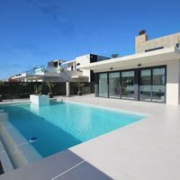 House by the lake, in the suburbs, at the seaside in Spain, Comunitat Valenciana, Alicante, 197 sq.m.