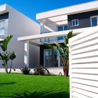 House by the lake, in the suburbs, at the seaside in Spain, Comunitat Valenciana, Alicante, 100 sq.m.