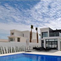 Villa in the suburbs, at the seaside in Spain, Comunitat Valenciana, Guardamar del Segura, 155 sq.m.
