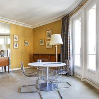 Квартира в большом городе во Франции, Париж, 82 кв.м.