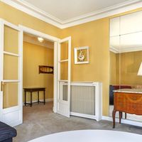 Квартира в большом городе во Франции, Париж, 82 кв.м.