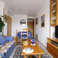 Апартаменты в большом городе в Испании, Валенсия, Торревьеха, 60 кв.м.