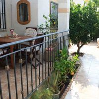 Дом в большом городе, у моря в Испании, Валенсия, Торревьеха, 80 кв.м.