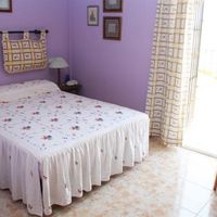 Дом в большом городе, у моря в Испании, Валенсия, Торревьеха, 80 кв.м.