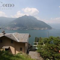 Villa in the mountains, in the village, by the lake in Italy, Como, 250 sq.m.