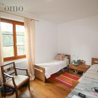Villa in the mountains, in the village, by the lake in Italy, Como, 500 sq.m.