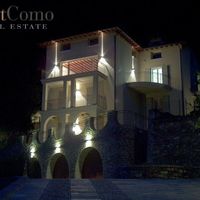 Villa in the mountains, in the village, by the lake in Italy, Como, 850 sq.m.