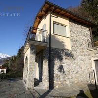 Villa in the mountains, in the village, by the lake in Italy, Como, 850 sq.m.