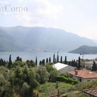 Apartment in the mountains, in the village, by the lake in Italy, Como, 130 sq.m.