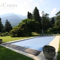 Villa in the mountains, in the village, by the lake in Italy, Como, 460 sq.m.