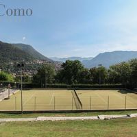 Apartment in the big city, in the mountains, by the lake in Italy, Como, 180 sq.m.