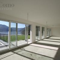 Apartment in the mountains, in the village, by the lake in Italy, Como, 188 sq.m.