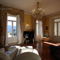 Villa in the village, by the lake in Italy, Como, 720 sq.m.