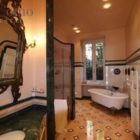 Villa in the village, by the lake in Italy, Como, 720 sq.m.