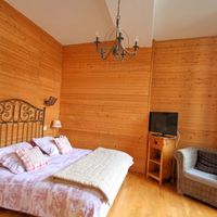 Hotel in the mountains, at the spa resort in Guyane, 1100 sq.m.