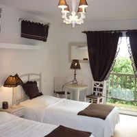 Elite real estate in the mountains, in the suburbs, in the forest in Guyane, 1485 sq.m.