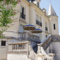 Замок в пригороде во Французской Гвиане, 525 кв.м.