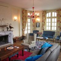 Castle by the lake, in the suburbs, in the forest in France, Pays de la Loire, 320 sq.m.