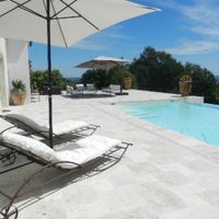 Villa in the suburbs in Guyane, 490 sq.m.