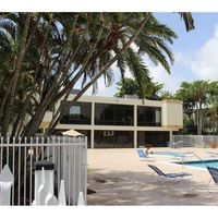 Apartment at the seaside in the USA, Florida, Aventura, 157 sq.m.