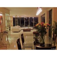 Апартаменты в США, Флорида, Бэл-Харбор, 307 кв.м.