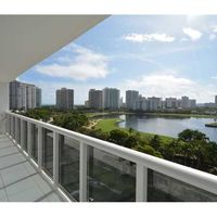 Apartment at the seaside in the USA, Florida, Aventura, 101 sq.m.