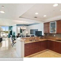 Apartment at the seaside in the USA, Florida, Pompano Beach, 164 sq.m.