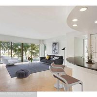 Апартаменты у моря в США, Флорида, Помпано-Бич, 266 кв.м.