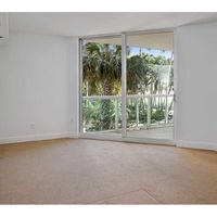 Apartment at the seaside in the USA, Florida, Aventura, 150 sq.m.