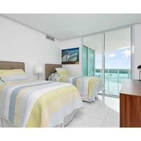 Apartment at the seaside in the USA, Florida, Sunny Isles Beach, 135 sq.m.