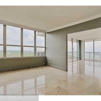 Apartment at the seaside in the USA, Florida, Miami, 124 sq.m.
