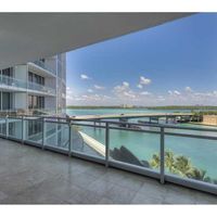 Апартаменты в США, Флорида, Бэл-Харбор, 187 кв.м.