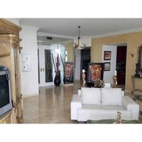 Apartment in the USA, Florida, Bal Harbour, 272 sq.m.