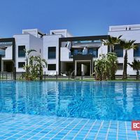 Апартаменты у озера, в пригороде, у моря в Испании, Валенсия, Торревьеха, 96 кв.м.