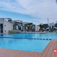 Апартаменты у озера, в пригороде, у моря в Испании, Валенсия, Торревьеха, 96 кв.м.