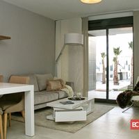 Апартаменты у озера, в пригороде, у моря в Испании, Валенсия, Торревьеха, 96 кв.м.