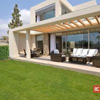 Bungalow at the seaside in Spain, Comunitat Valenciana, Alicante, 127 sq.m.