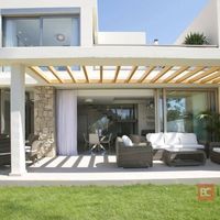 Bungalow at the seaside in Spain, Comunitat Valenciana, Alicante, 127 sq.m.