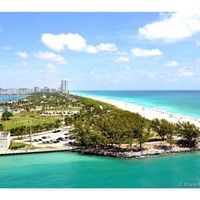 Apartment in the USA, Florida, Bal Harbour, 157 sq.m.