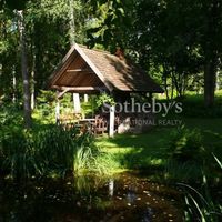 Элитная недвижимость в деревне, у озера, в лесу в Эстонии, Вильяндимаа, 768 кв.м.