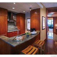 Apartment in the USA, Florida, Bal Harbour, 157 sq.m.