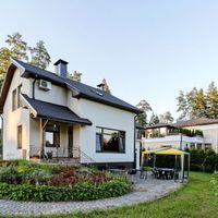 House by the lake, in the suburbs in Latvia, Garkalne Municipality, Upesciems, 270 sq.m.